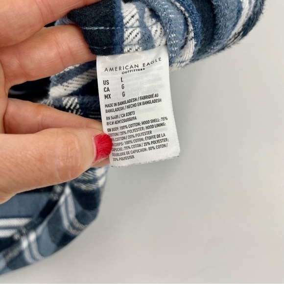 American Eagle Outfitters Men's Large Thick Flannel Shacket Blue Plaid Cabincore - Picture 11 of 11